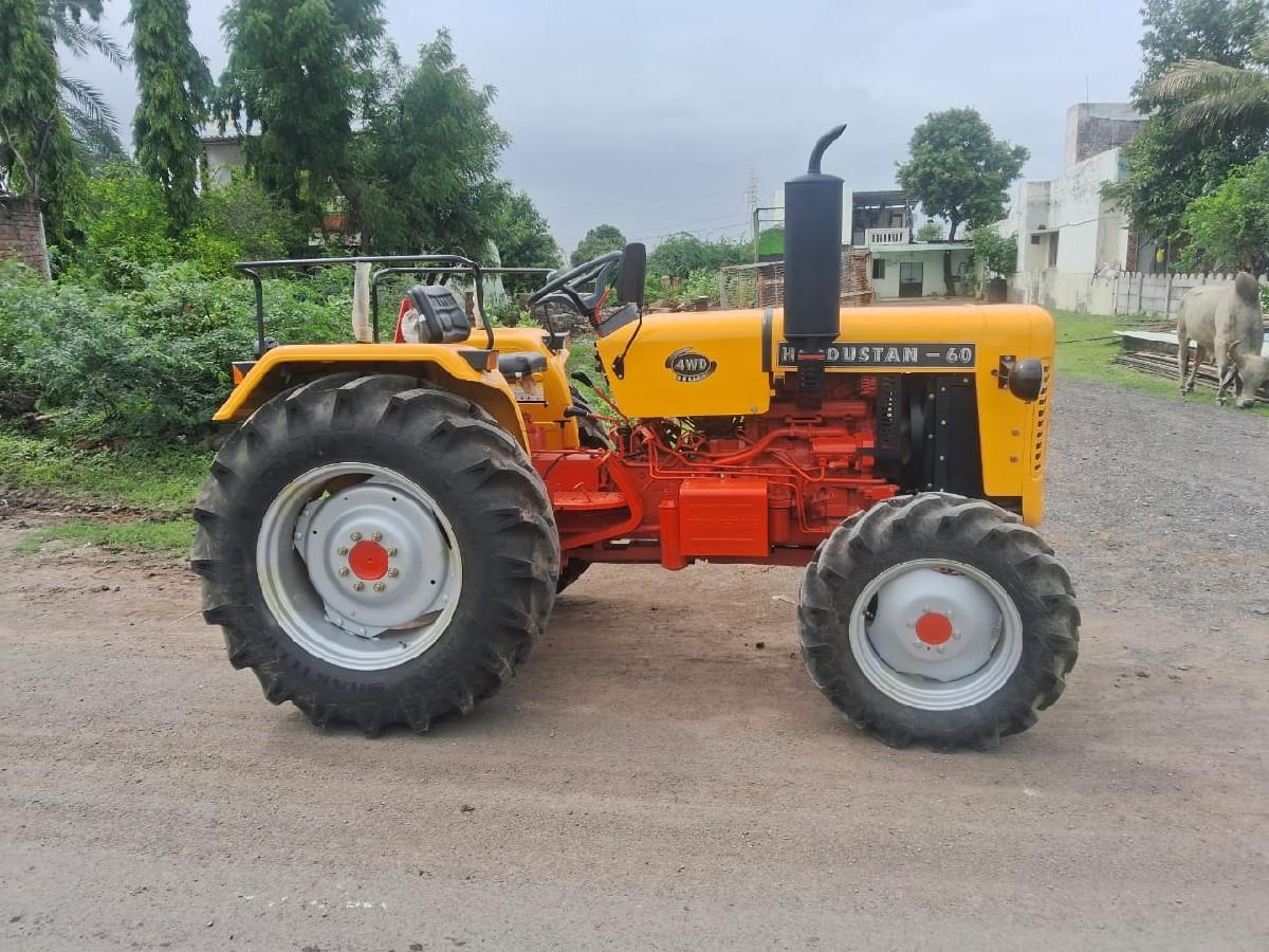 ટ્રેક્ટર વેચવાનું છે