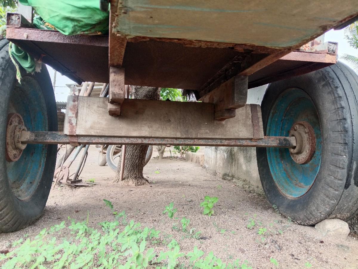 આ રેકડો વેચવાનો છે