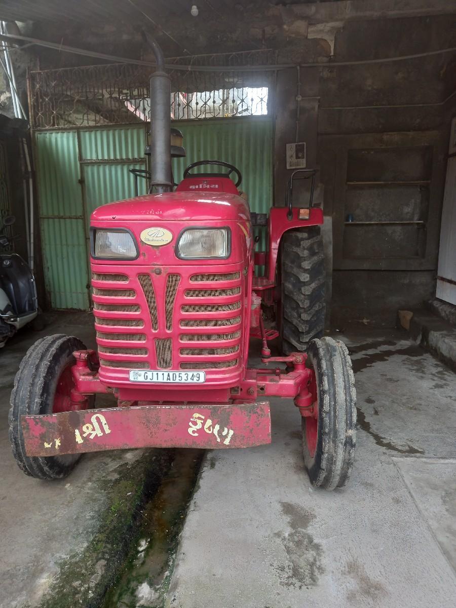Mahindra Tractor use