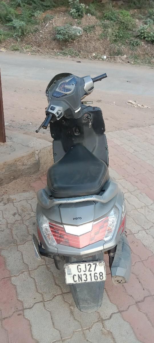 સ્કુટી વેચવા ની છે