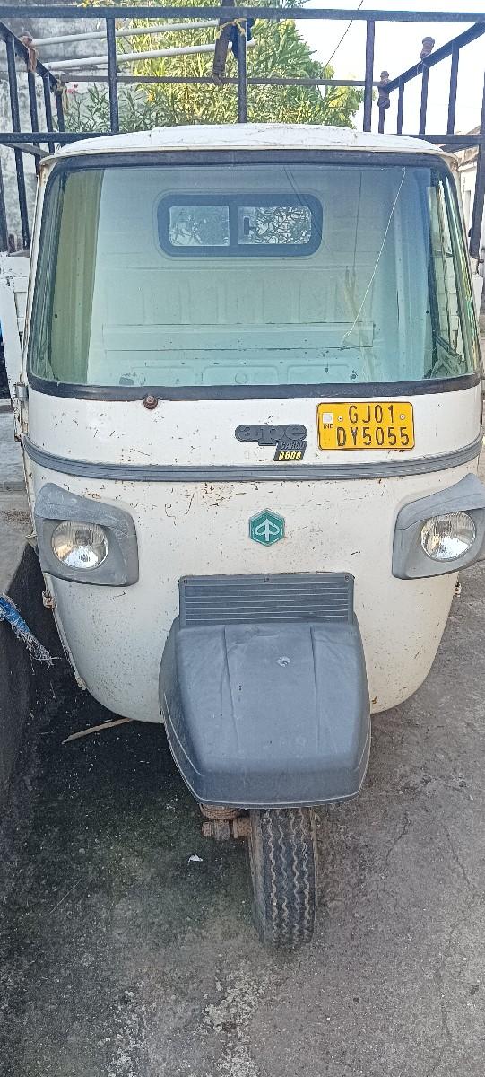 PIAGO  RIKSHA