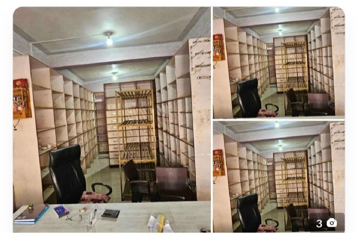 દુકાન માટેના ઘોડા. માંડણી.