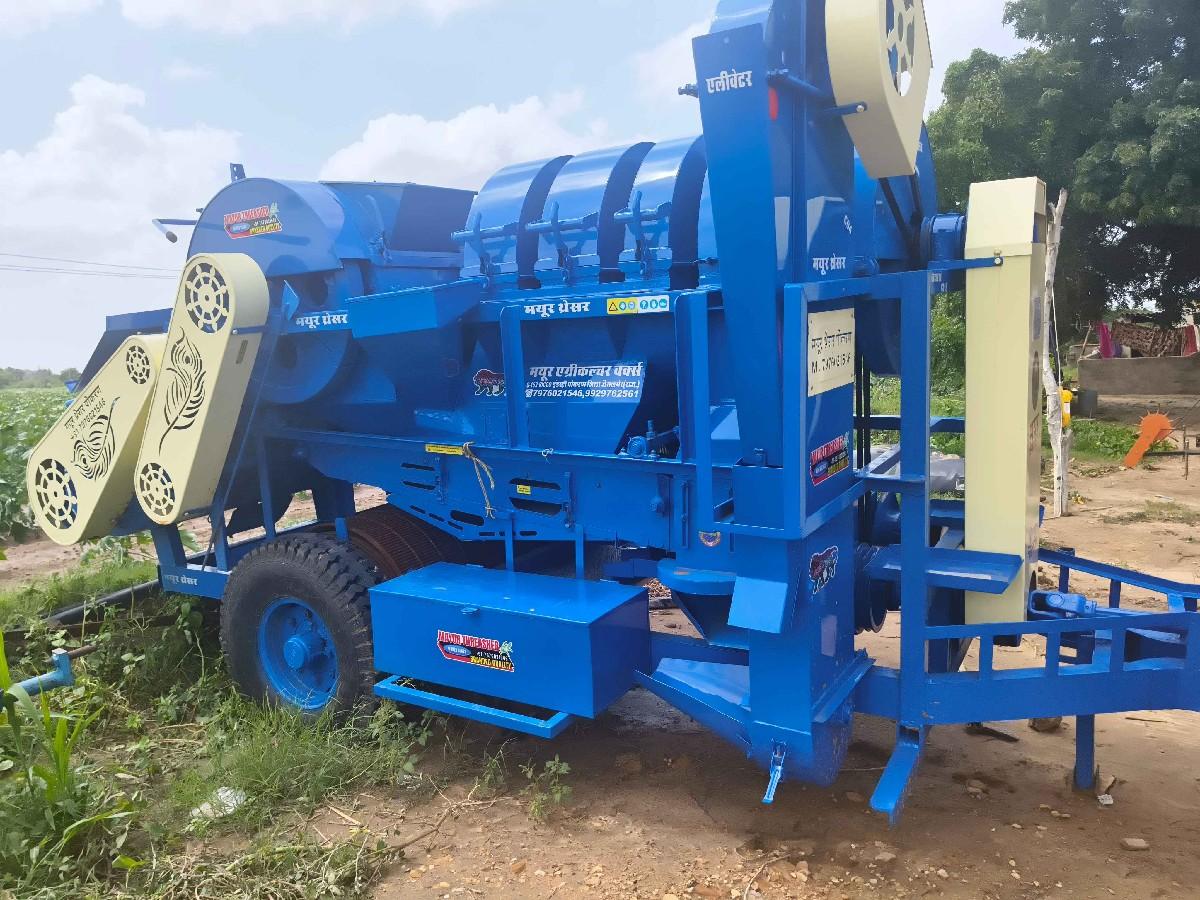 મયૂર થ્રેસર વેચવાનું છે. 6353510806