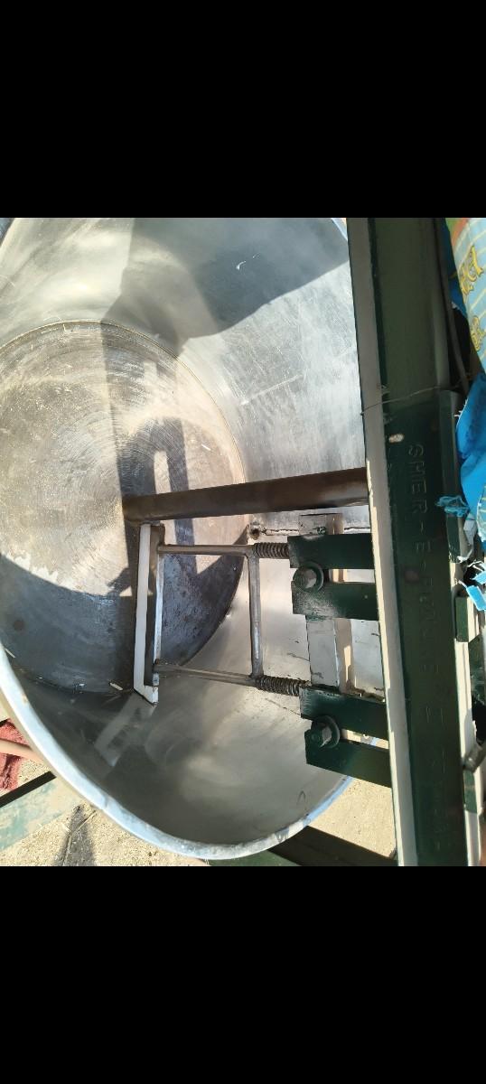 દુધ માવો અને પેંડા બનાવાનૂ મશીન