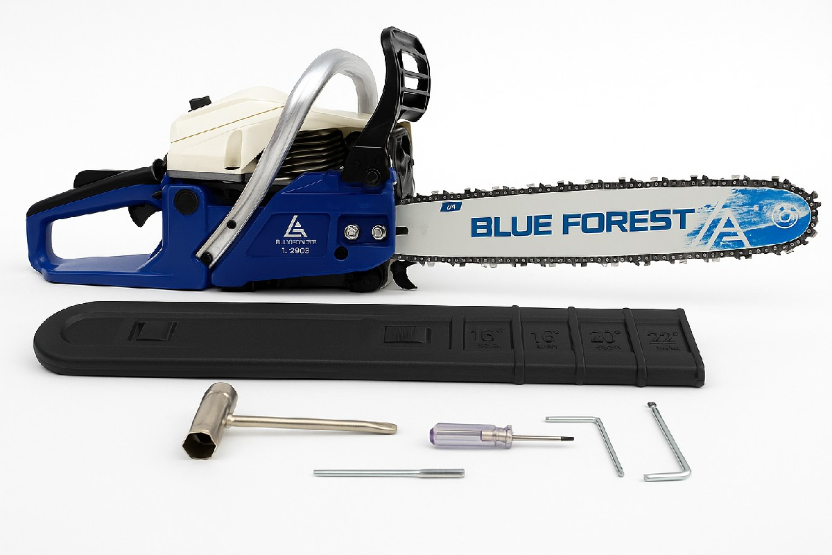 Chain Saw Machine (Petrol Operated)