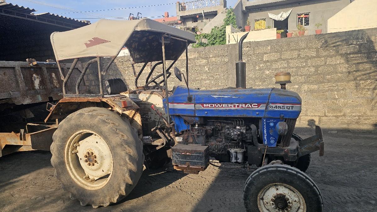Powertrac 4455bt
