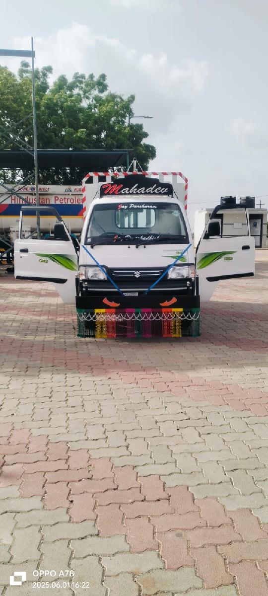 સુપર કેરી ગાડી વેચીદેવાની છે