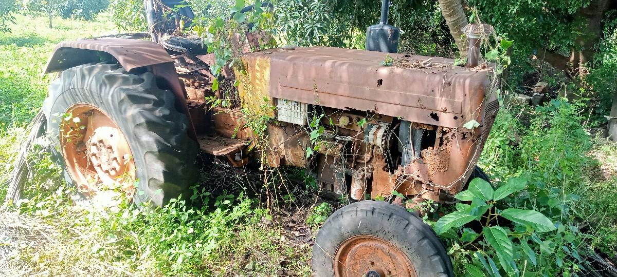 આ ટ્રેક્ટર વેસવા નું છે