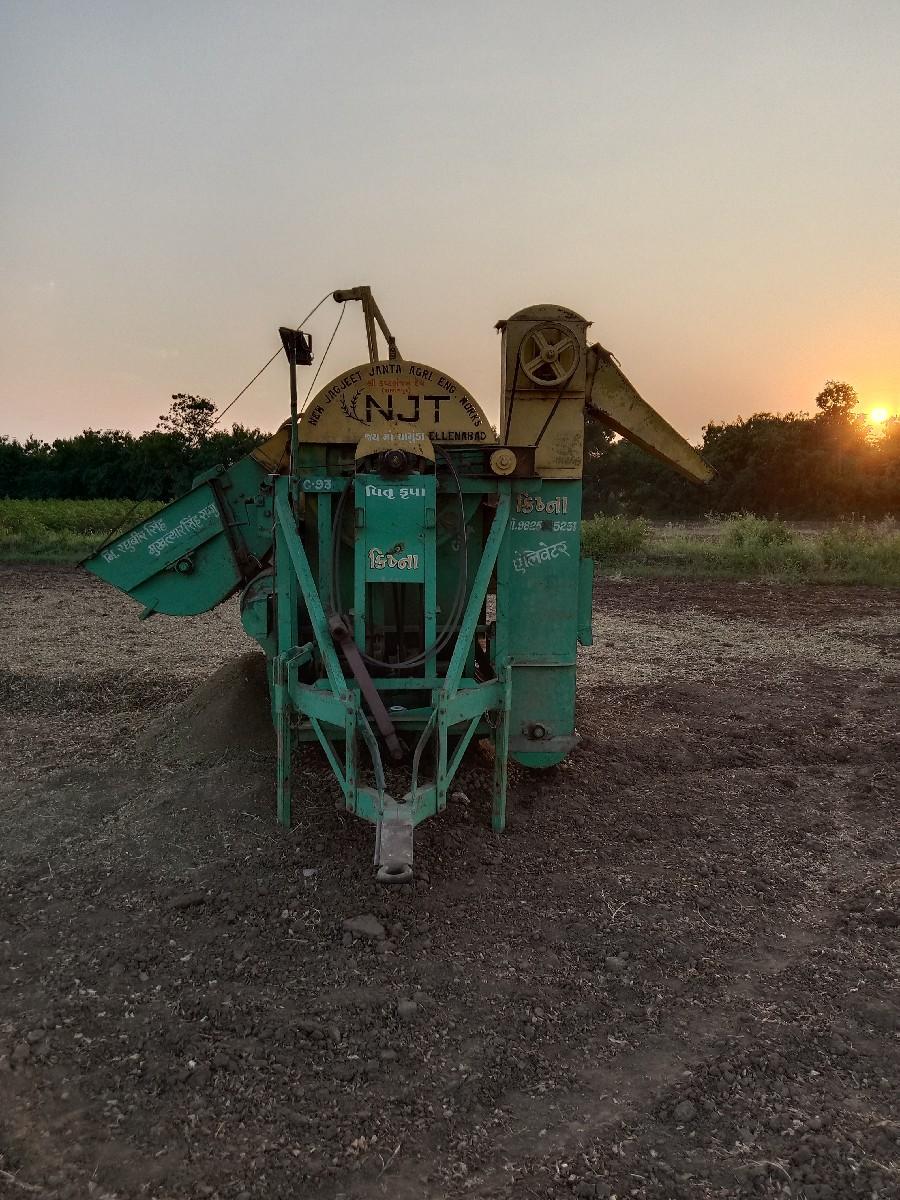 Njt  થ્રેસર‌  વેચવાનું છે