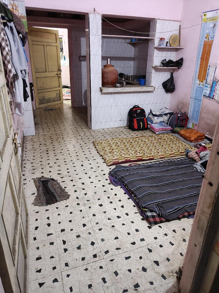 મકાન/રૂમ ભાડે આપવાનો છે -