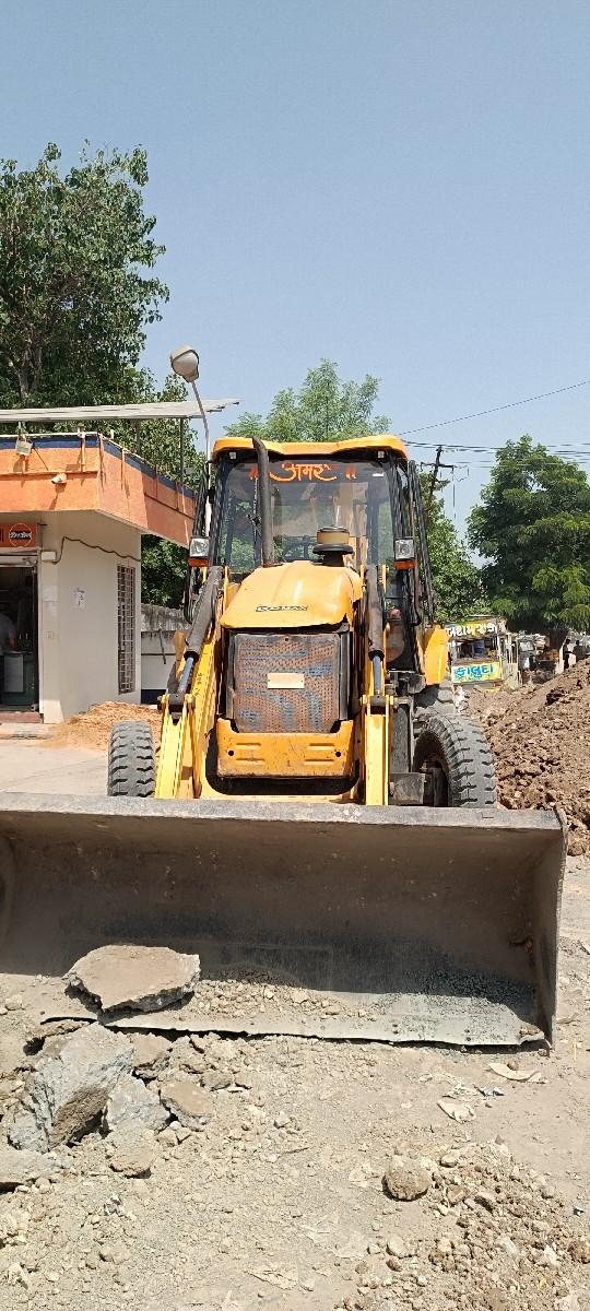 JCB 3DX 6/2014