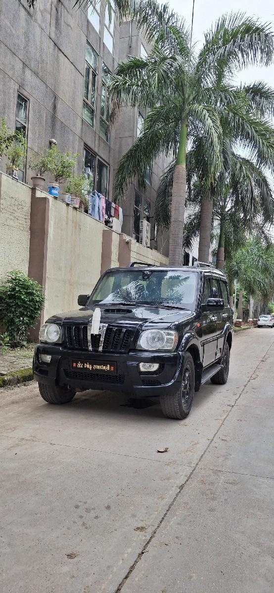 mahindra scorpio