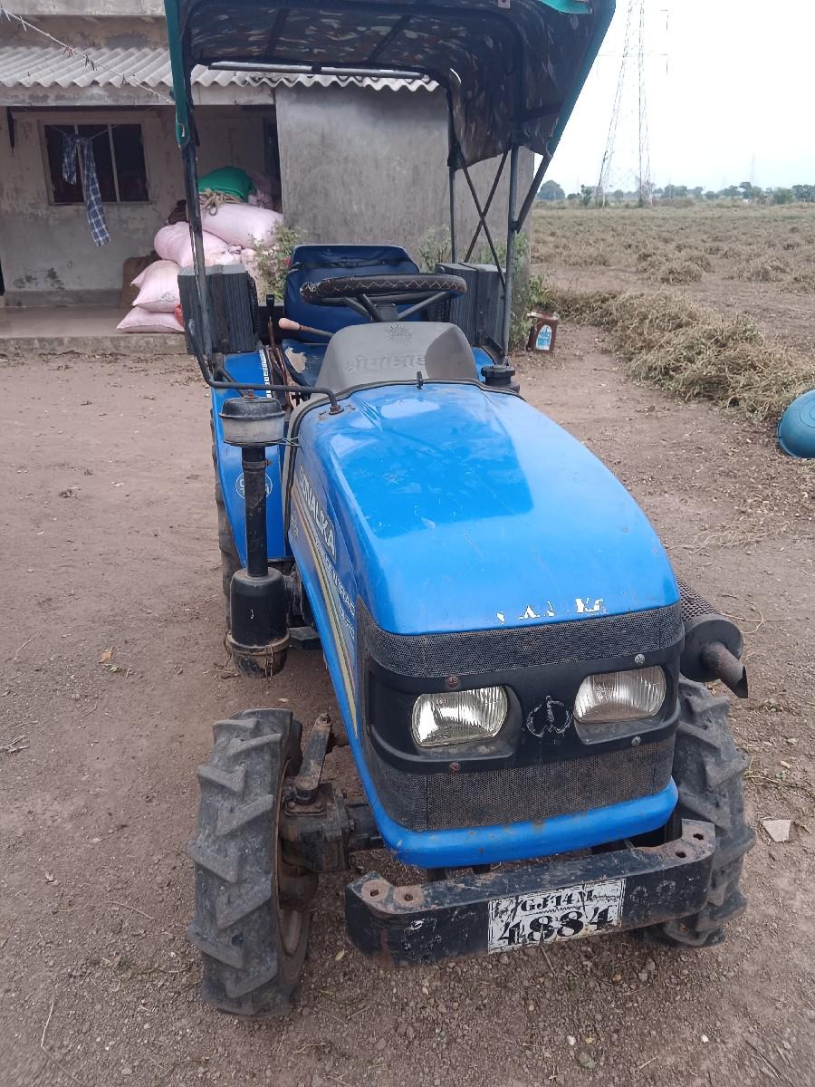 Sonalika 4x4 mini tractor