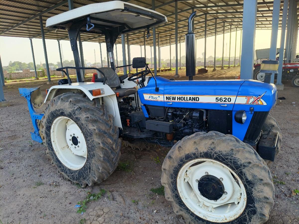 new Holland tractor