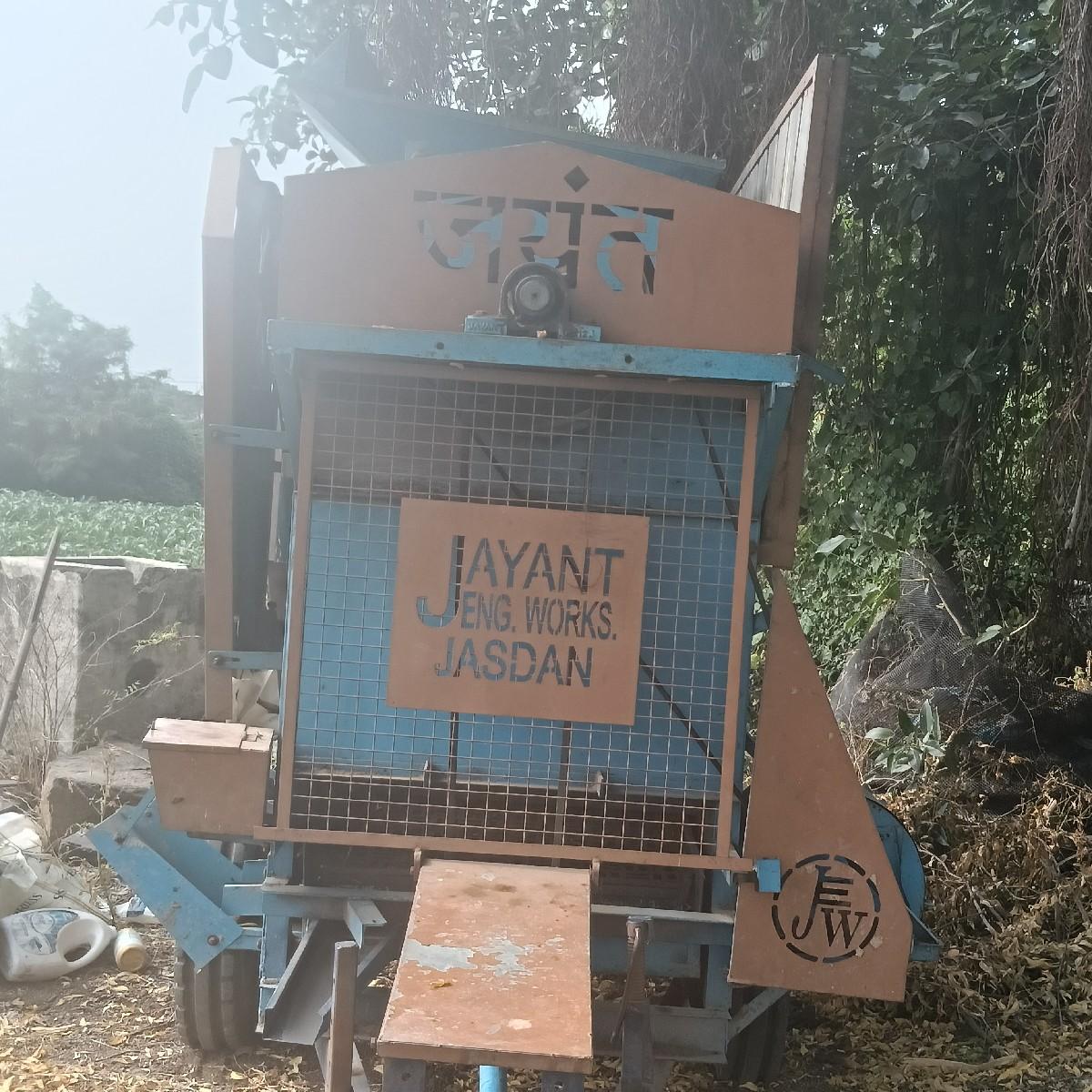 થ્રેસર વેચવાનું છે