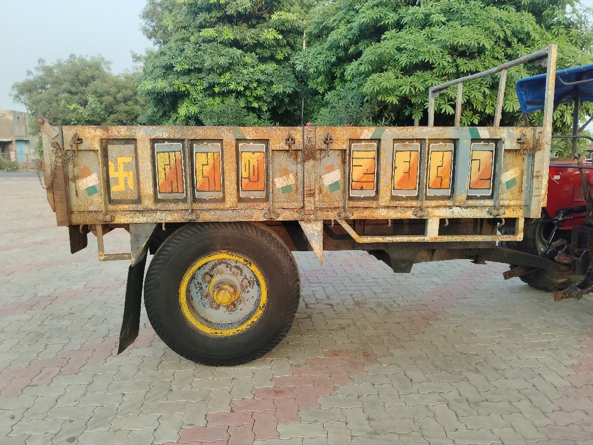 બાલાજી  ટેલર જુનાગઢ ની બનાવટ છે