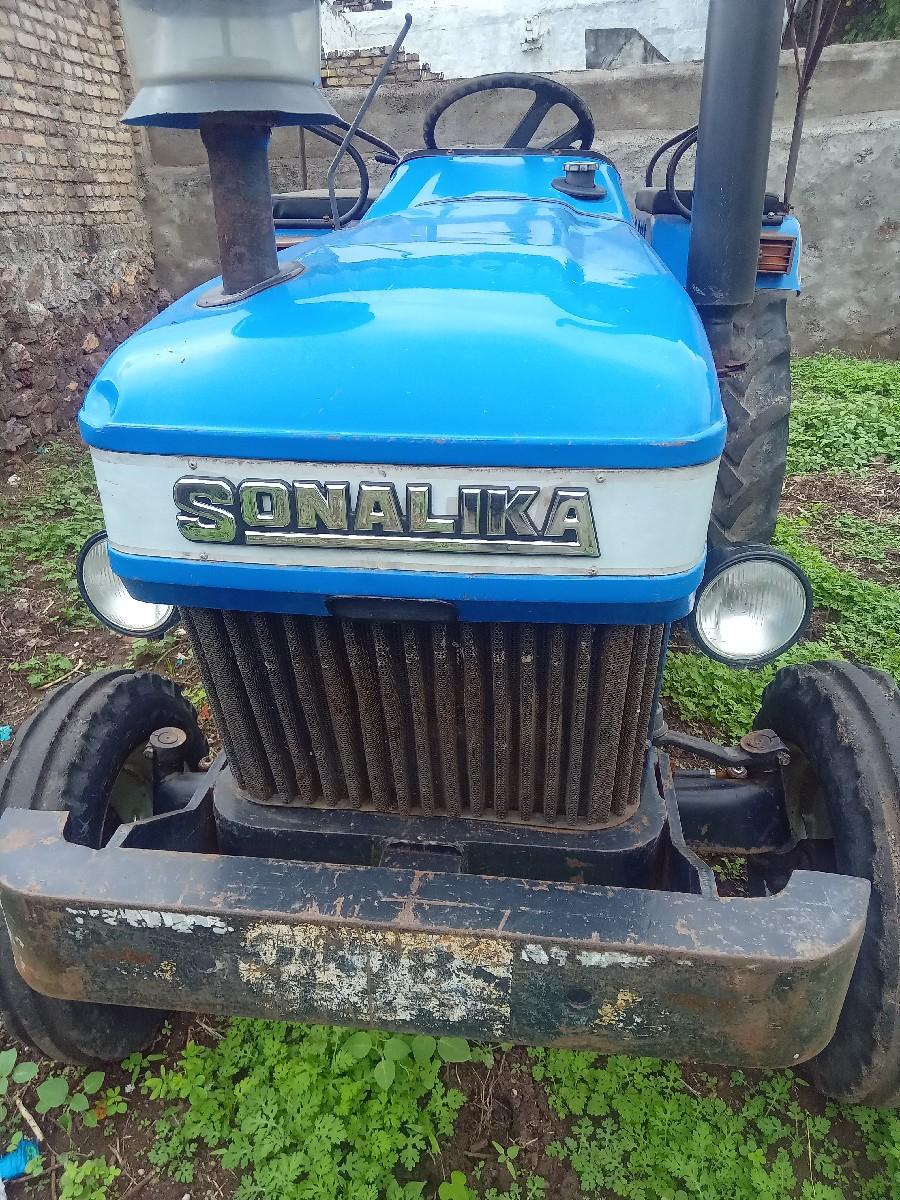 સોનાલીકા ટેકટર વેચવાનું છે