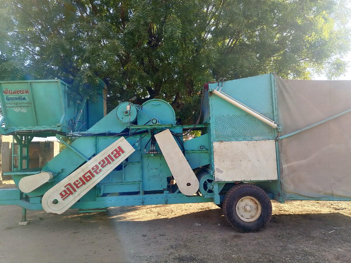 shree ghansyam threshr