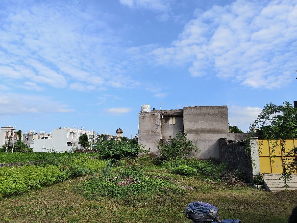 *★ પ્લૉટ વેચવાનો છે★*