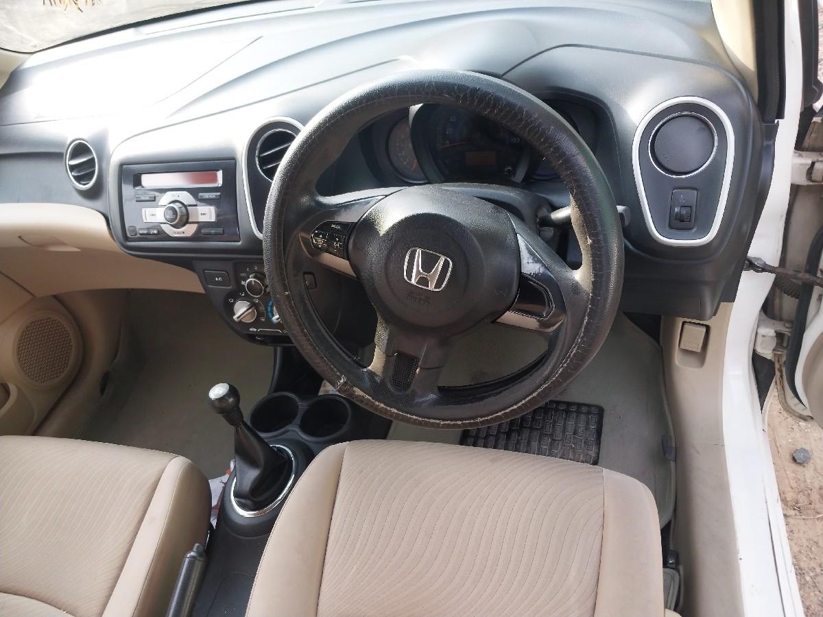 વેચવાની છે