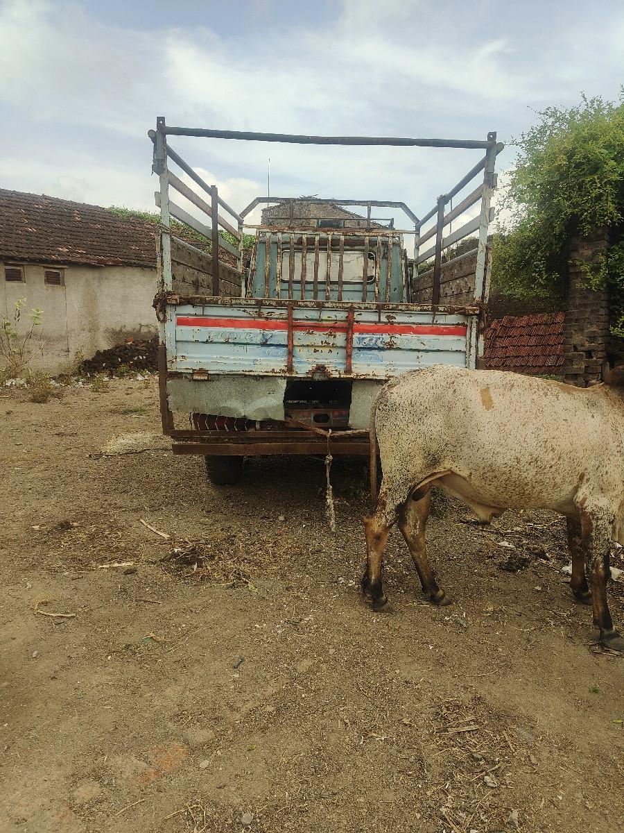 1 🚌. બસ 2. ટેક્ટર .3 4.7.ટાટા