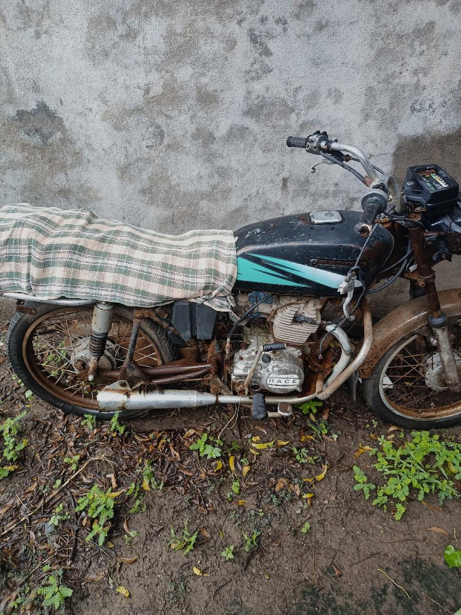 મોટસાઇકલ આપવાની સે