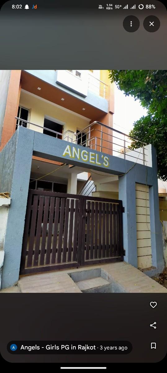 લેડીસ એક રસોયા ની જરૂર છે