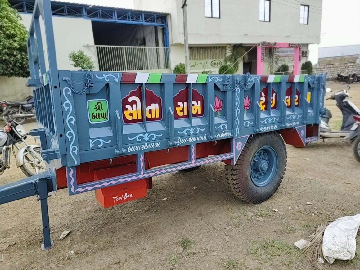 थंबनेल 4