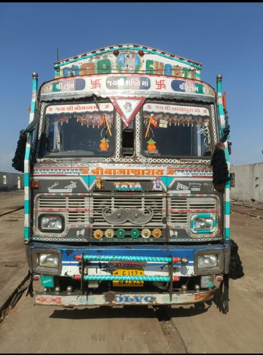 tata truck