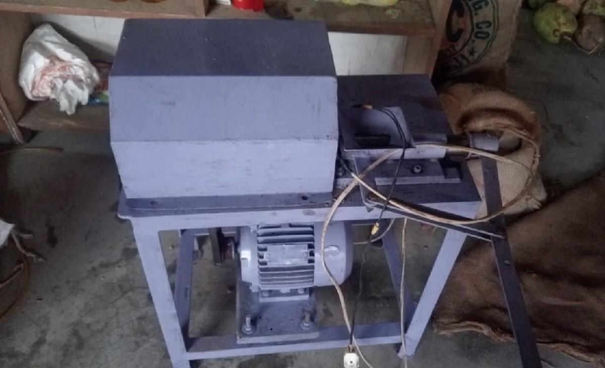 ચોપરી કટિંગ મશીન વેસવા નું સે