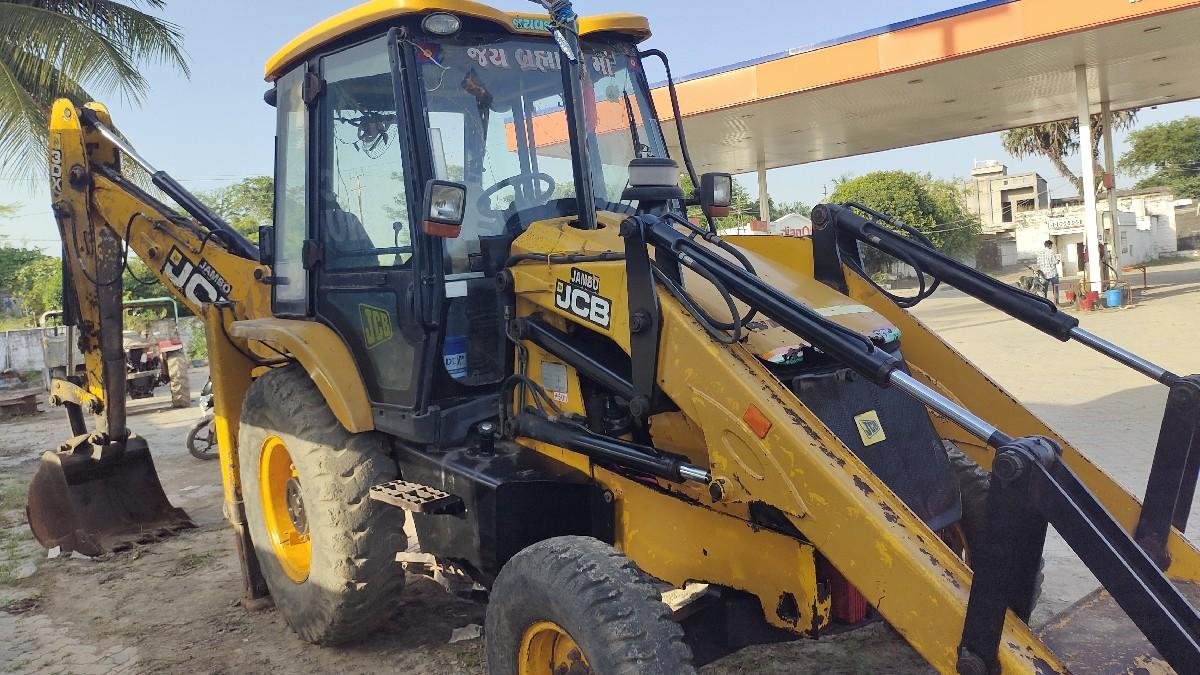JCB 3dx extra 2015