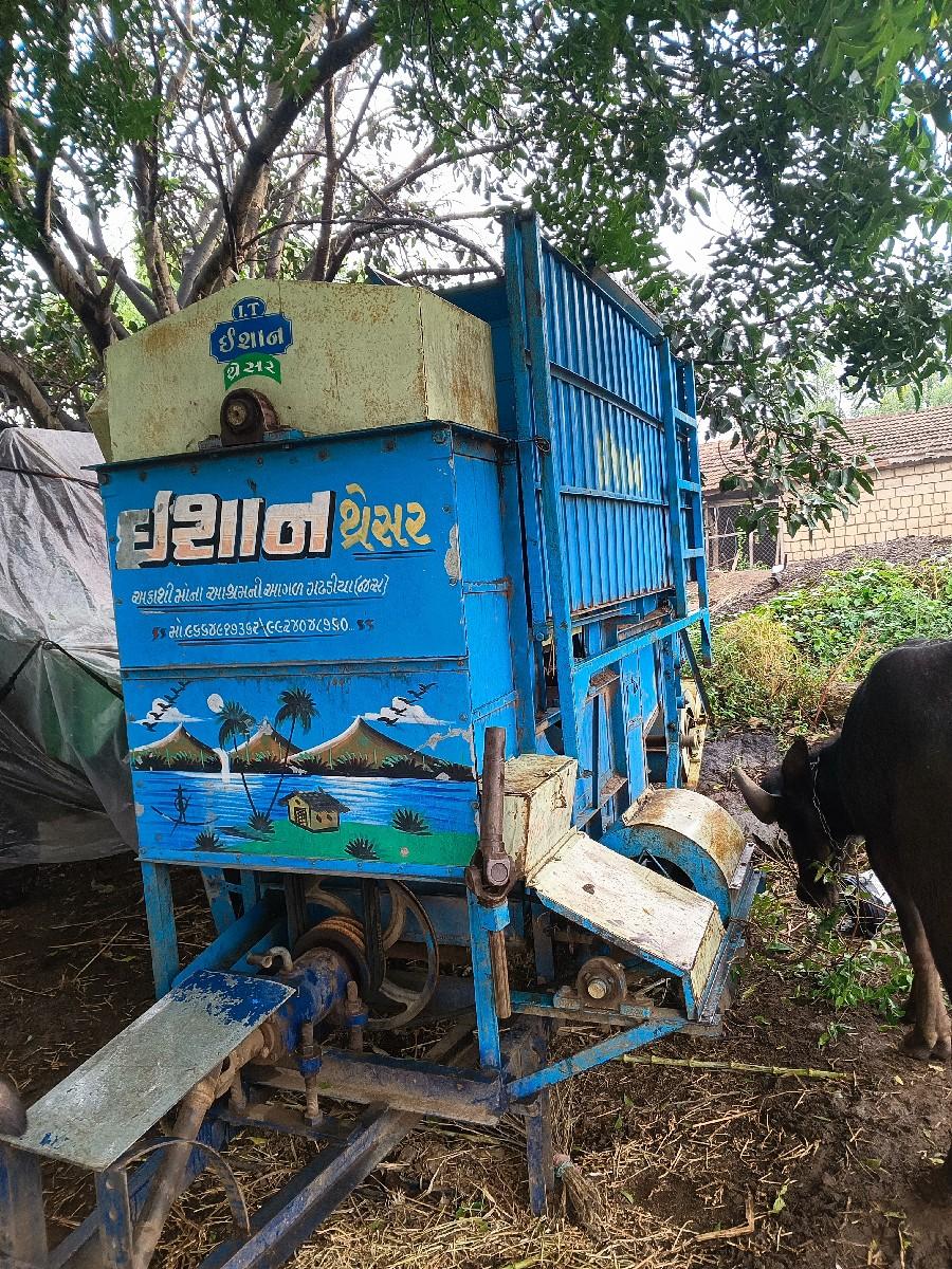 થ્રેશર વેચવાનું છે