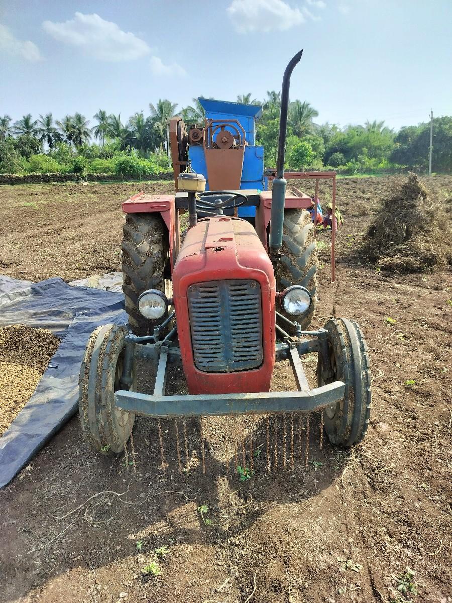 ટ્રેક્ટર થેસર નેસના નું છે