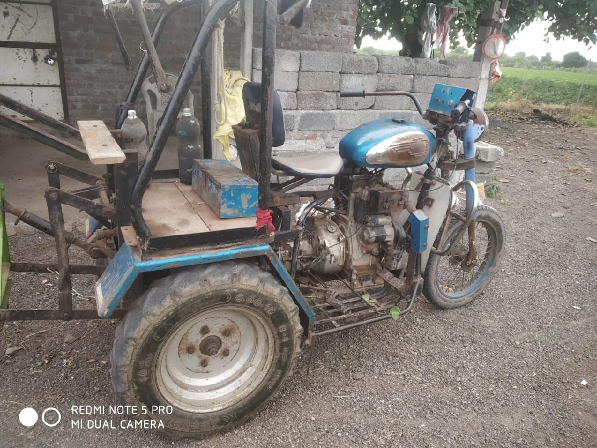 થંબનેલ 3