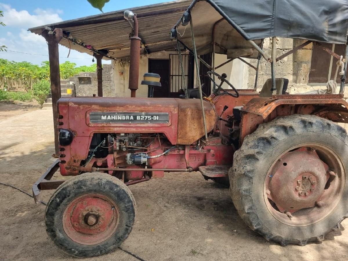 Mahindra B275 Di