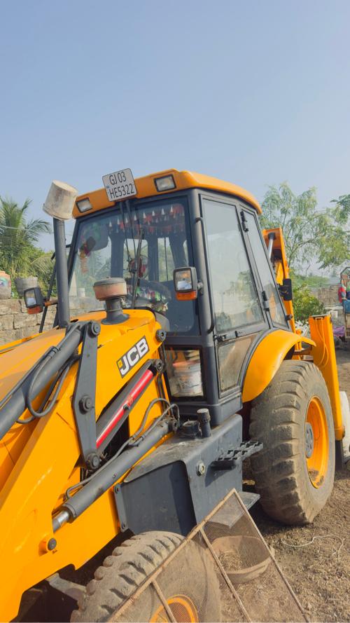 જેસીબી 2014