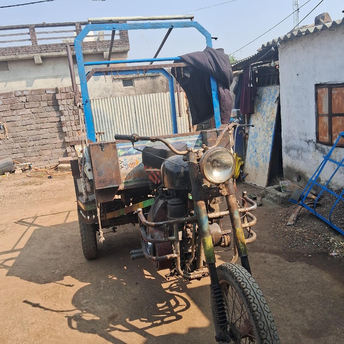 મોડેલ 1995