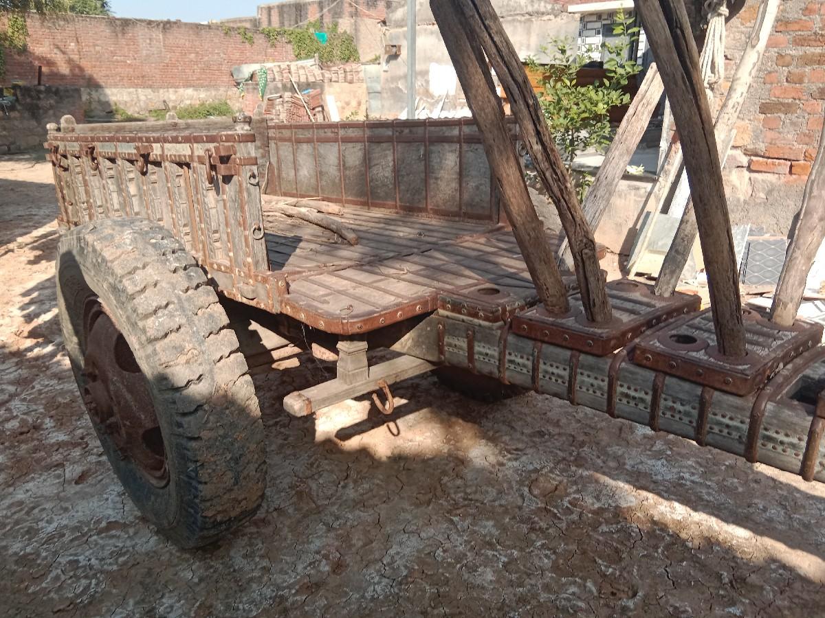 બળદ ગાડું વેચવા નું છે