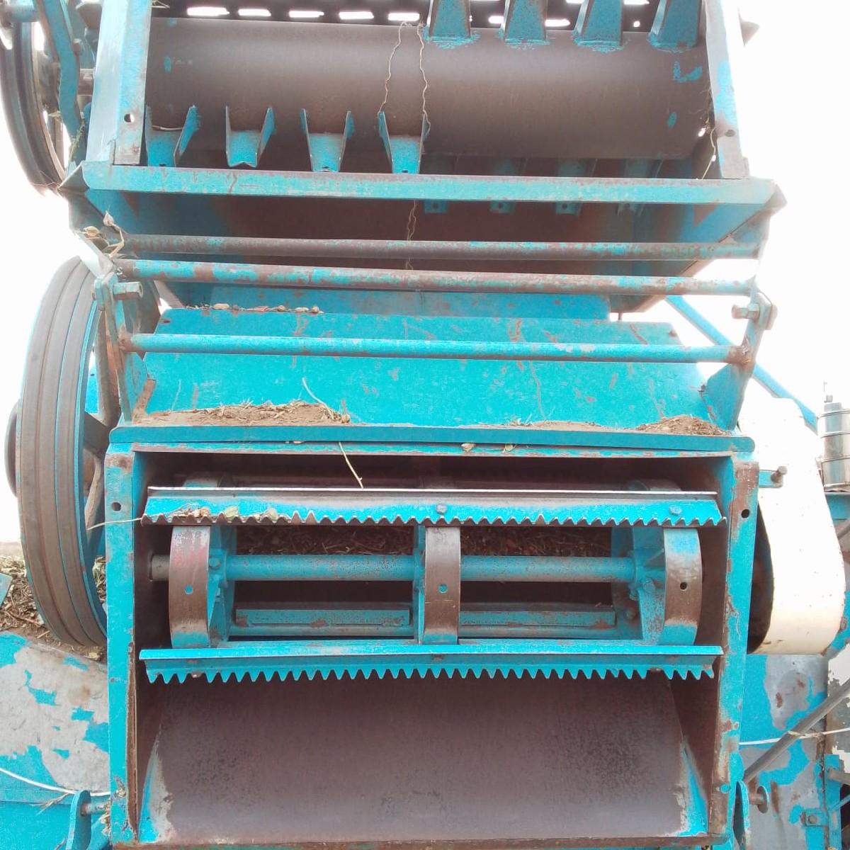 થ્રેશર વેચવાનું છે