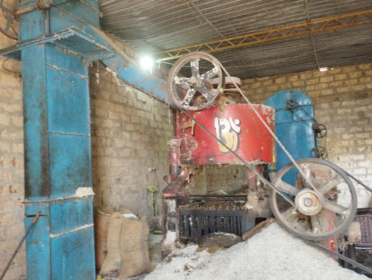 ખોળ કપાસિયાના મિલની મશીનરી વેચવાની છે.