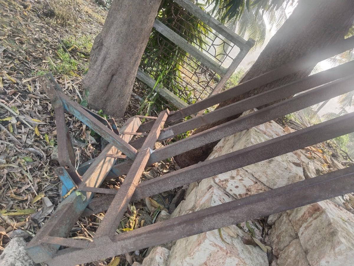 थंबनेल 2