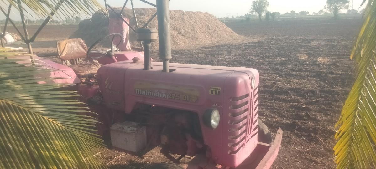 ટ્રેકટર વેચવાનૂ છૈ