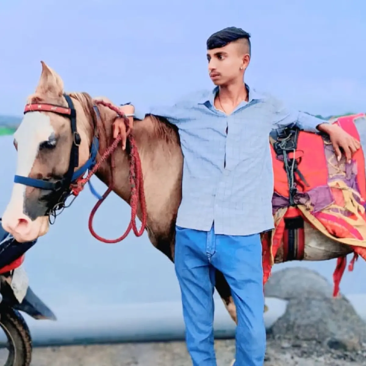 थंबनेल 3