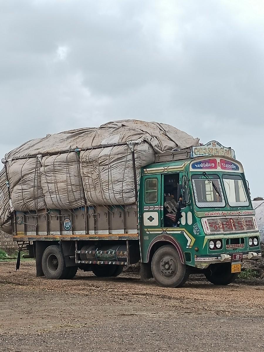 ખટારા ના ડ્રાઈવર ની જરૂર સે