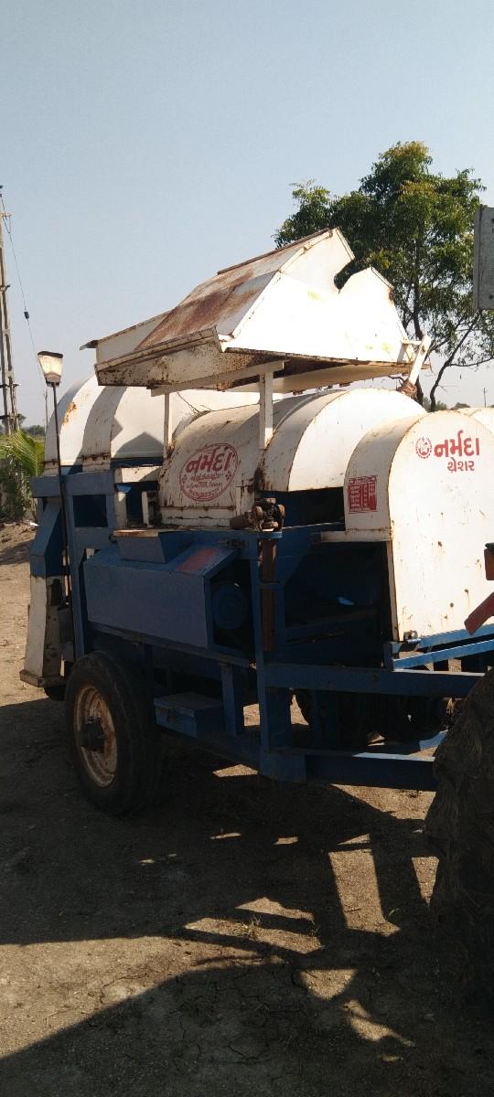 થ્રેશર વેચવાનું છે