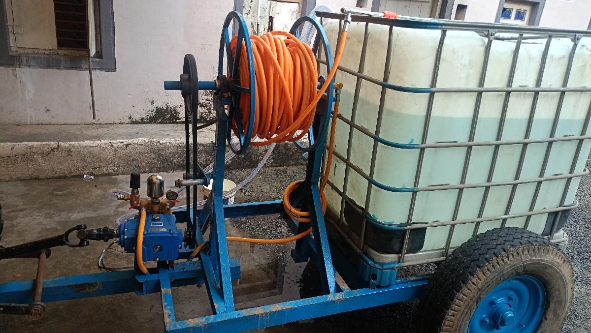 મિનિ ટ્રેક્ટર ભાડે મળશે.