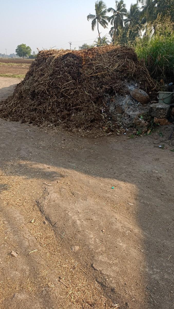 સાણીયુ ખાતર વેચવાનું છે