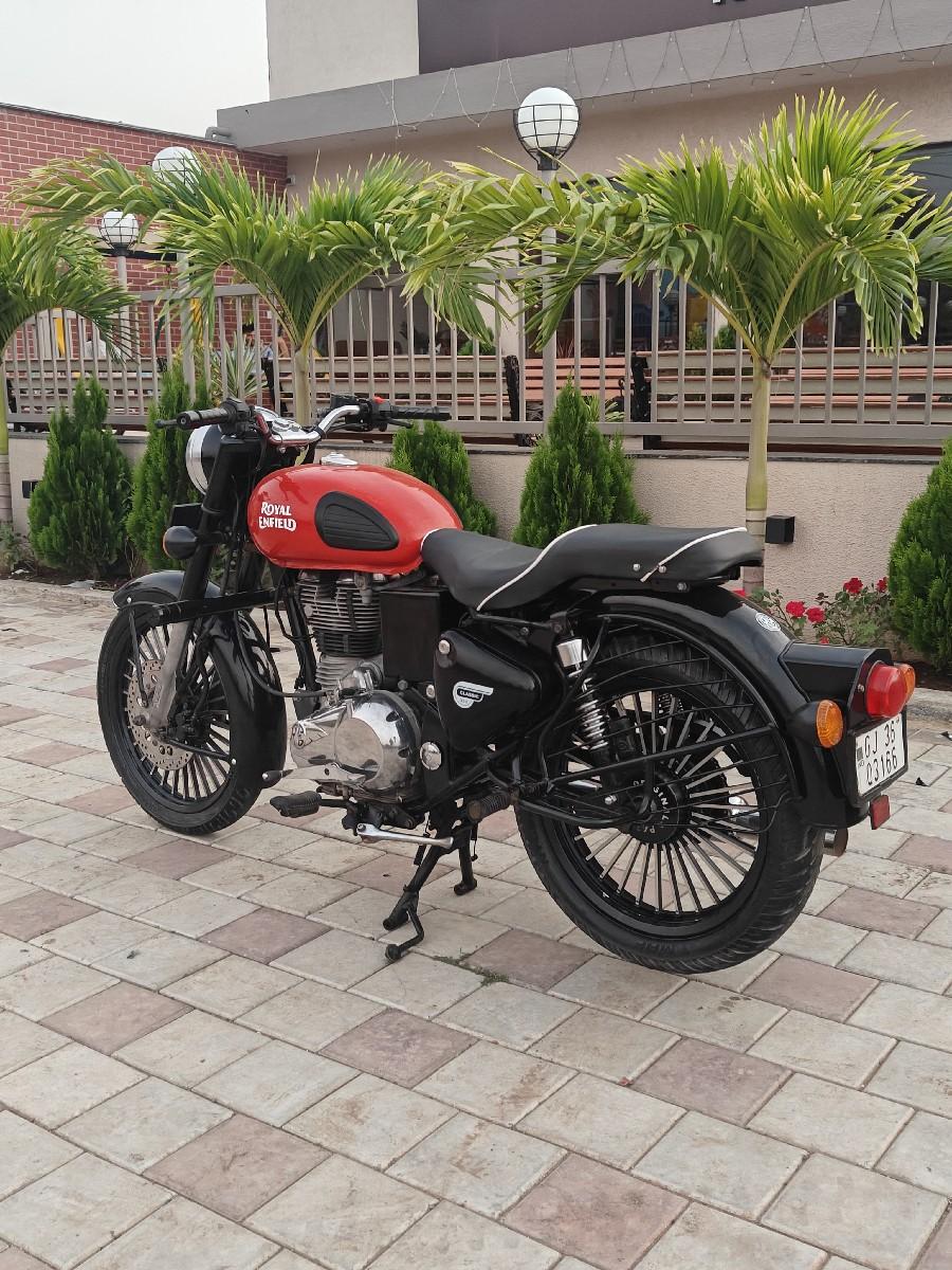 royal Enfield classic 350‌ વેચવાનું