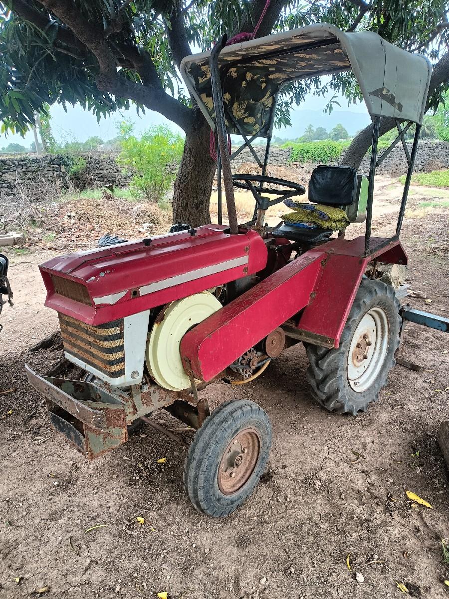 મીની ટ્રેક્ટર વેચવાનું છે