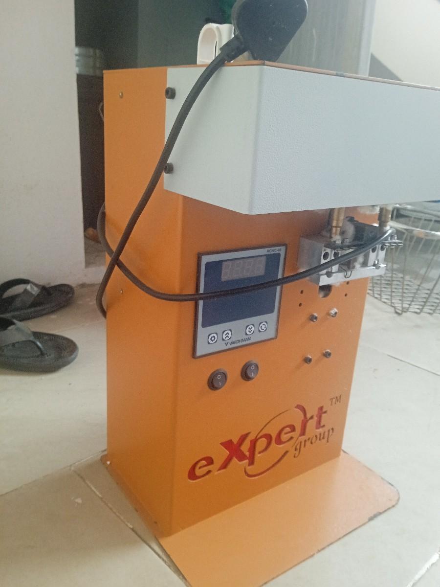 રુ ની વાટુ બનાવવા નું મશીન